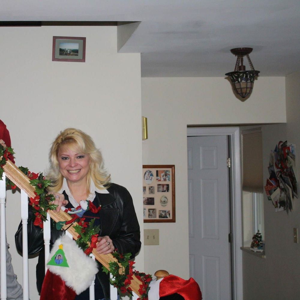 Meet your Posher, Debbie